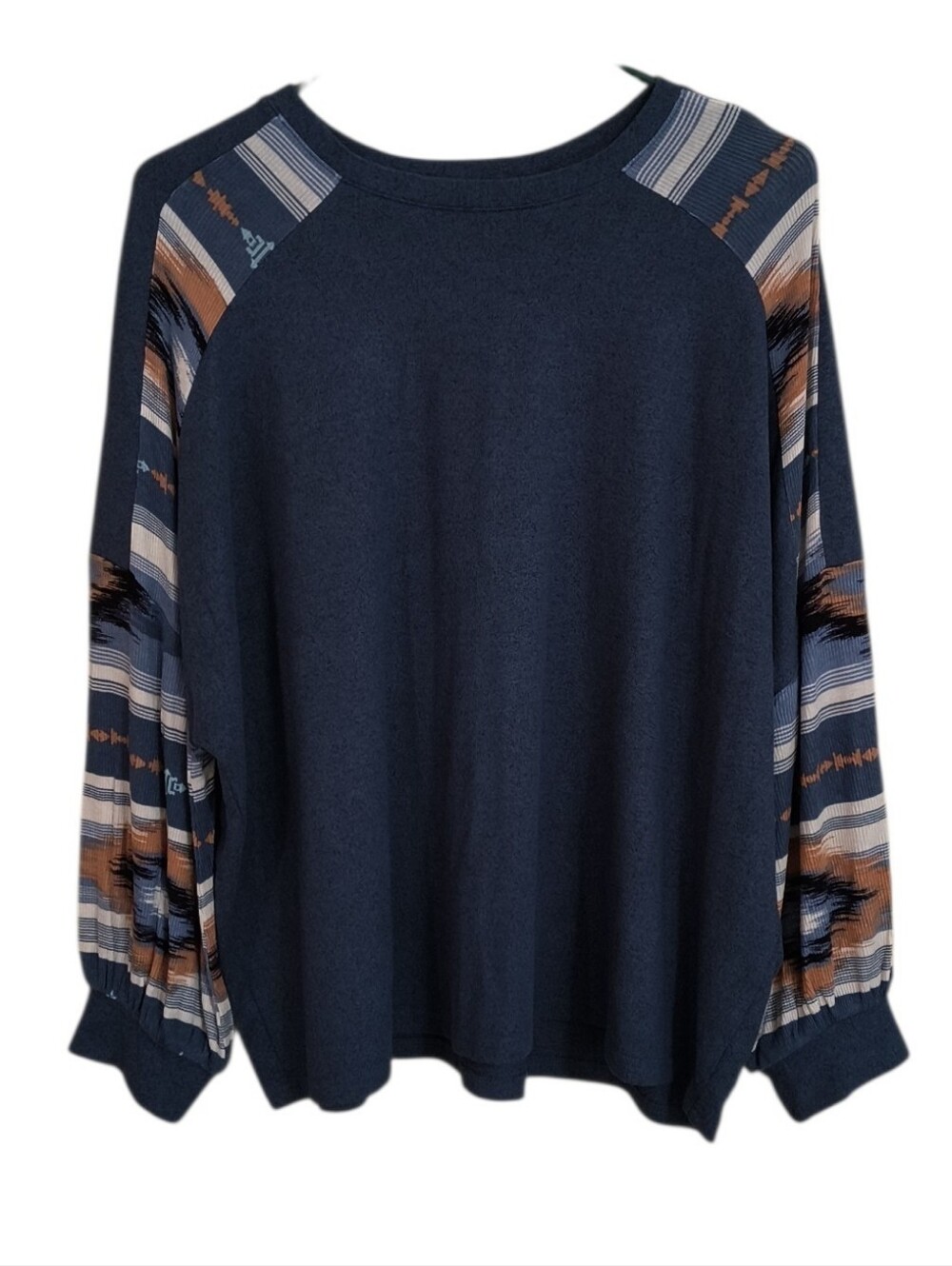Maurices Slate Blue Top with Patterned Raglan Sleeves Size M - Picture 1 of 7